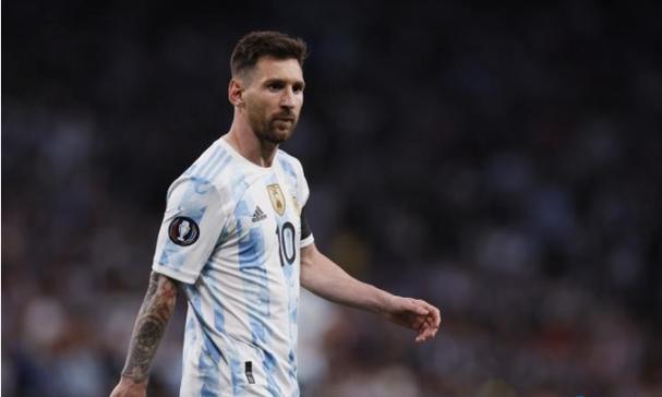 十五运会男排U20在广州开赛 观众热情“爆棚”